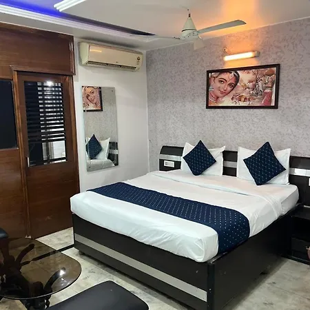 Hotel Good Vibe Stay A Family Hotel Near Delhi Igi Airport